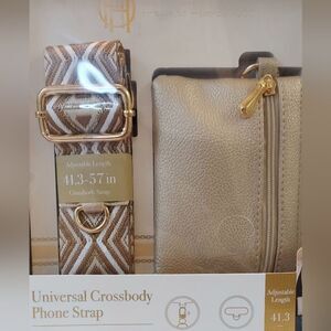 House of Harlow 1960 Gold Universal Crossbody Phone Strap And Wallet. NEW